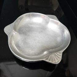 Pewter trinket dish/bowl