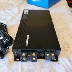 Epic 2000 Mono Block Amp. Whit Bass Remote Knob.Brand New In Box 