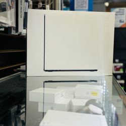 MacBook Air M2 Chip 15inch 