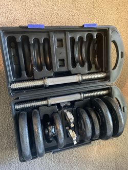 Adjustable Dumbbell Set with Case – Missing One 2.5 lb Plate