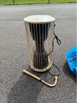 Toca Drums Djembe Hand Drum 18” Tall with Beater – Great Condition