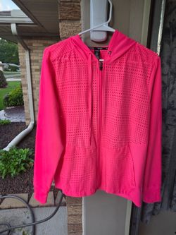 Ladies RBX zip up jacket with hood. Sz Lg