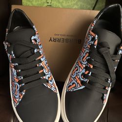 Burberry Shoes 