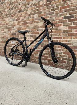 NEW 2025 17" FUJI TRAVERSE 1.7 ST STEP THRU MATTE BLACK 21 SPEED DUAL SPORT GRAVEL ADVENTURE HYBRID BIKE