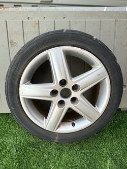 Silver 5-Spoke Alloy Wheel with Tire