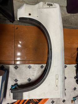 720 Nissan Fender