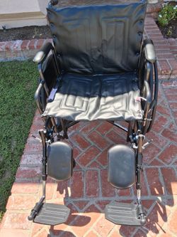 New Oversized wheelchair
