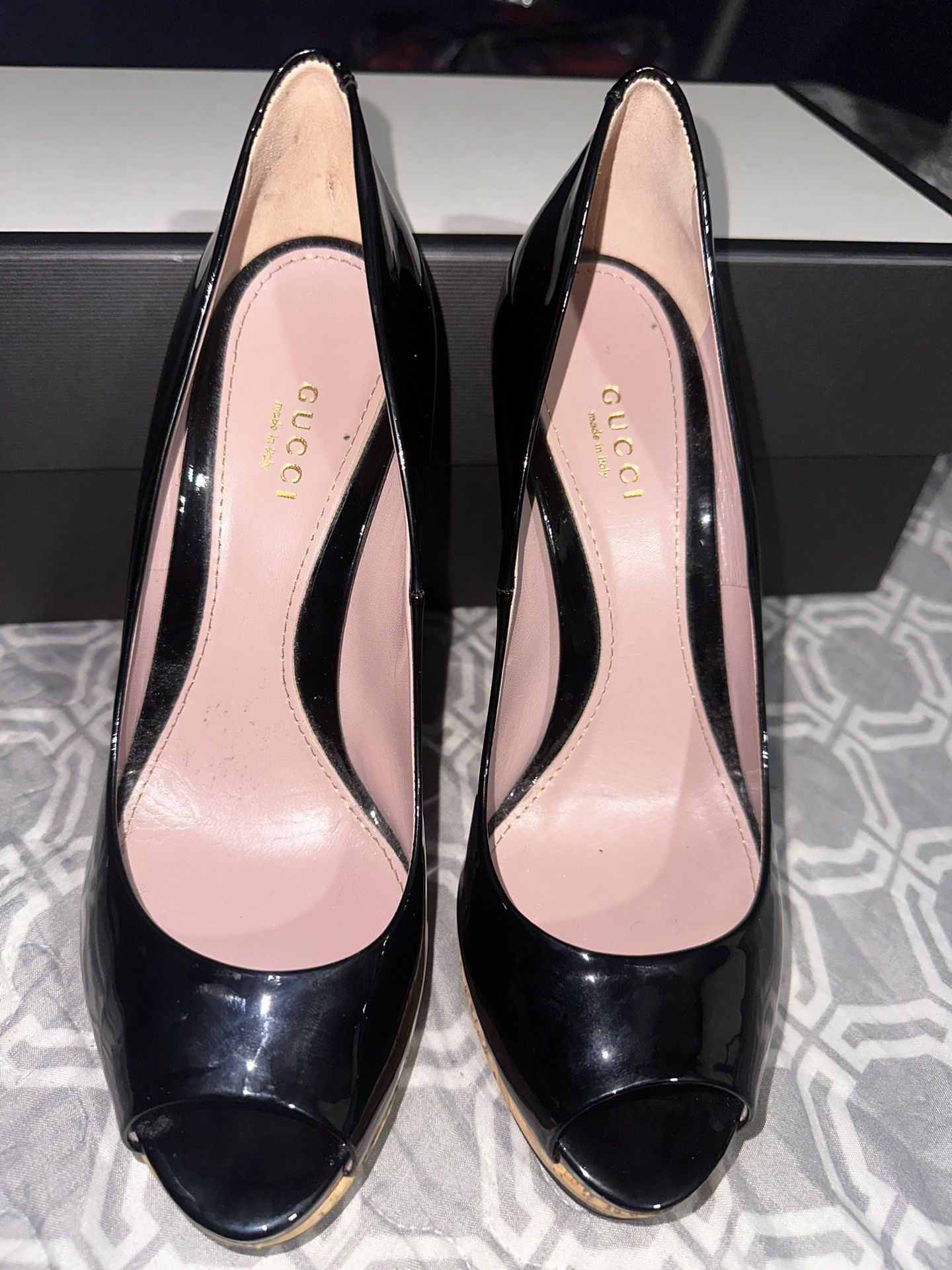 Gucci black patent leather cork heels
