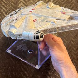 STAR WARS iHOME Millennium Falcon Bluetooth Speaker