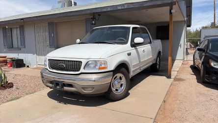 2002 ford F150 Lariat $3500 OBO