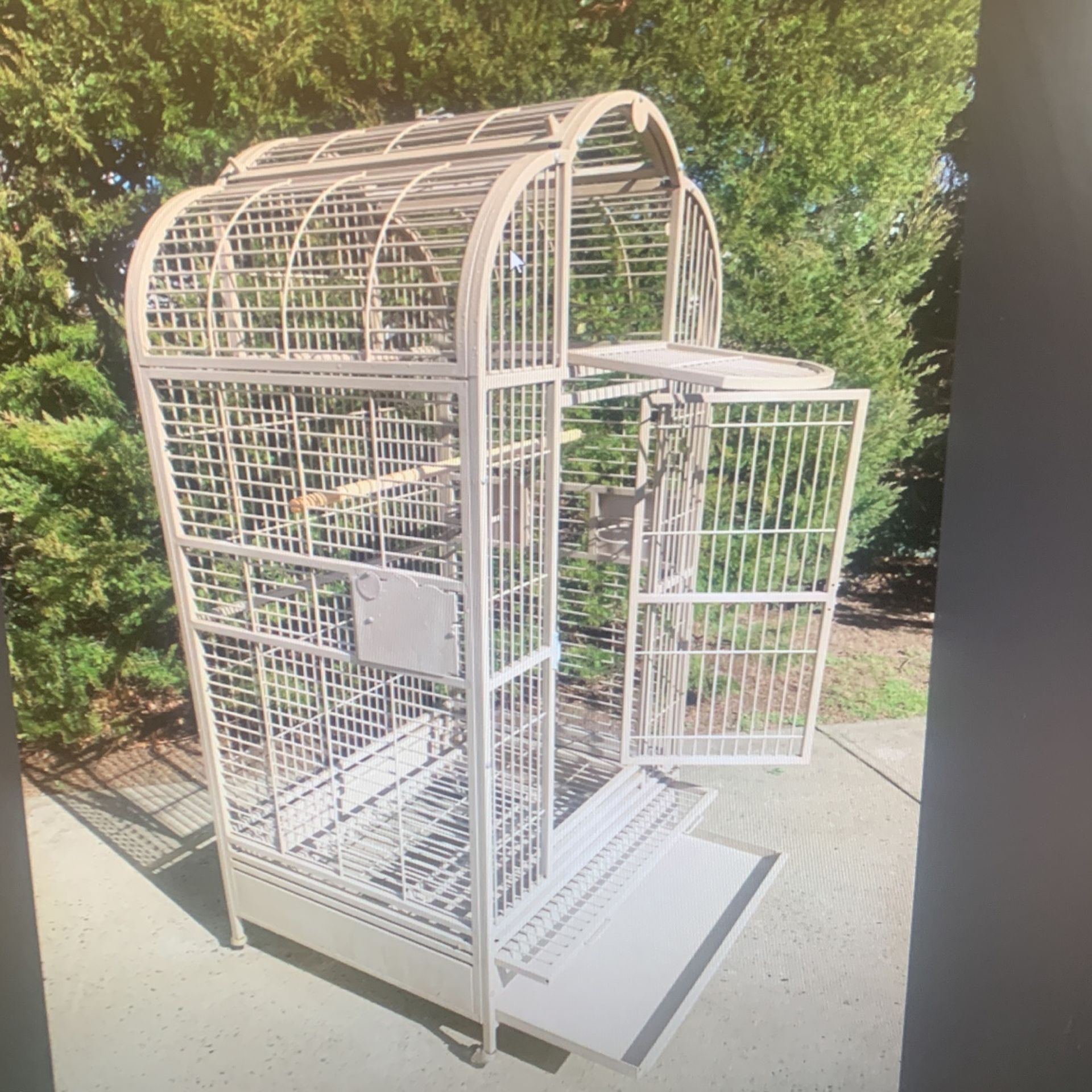 Large Bird Cage For Parrot, Cockatoo, Macaw