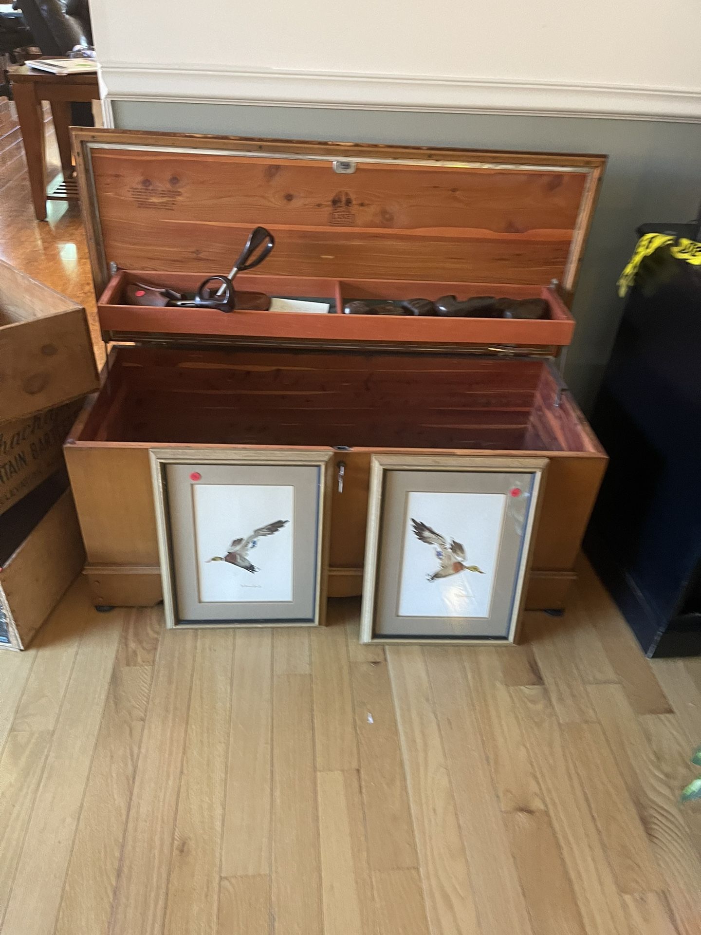 1954 Lane Cedar Chest DeLux w/ Built In, Has Lock And Key