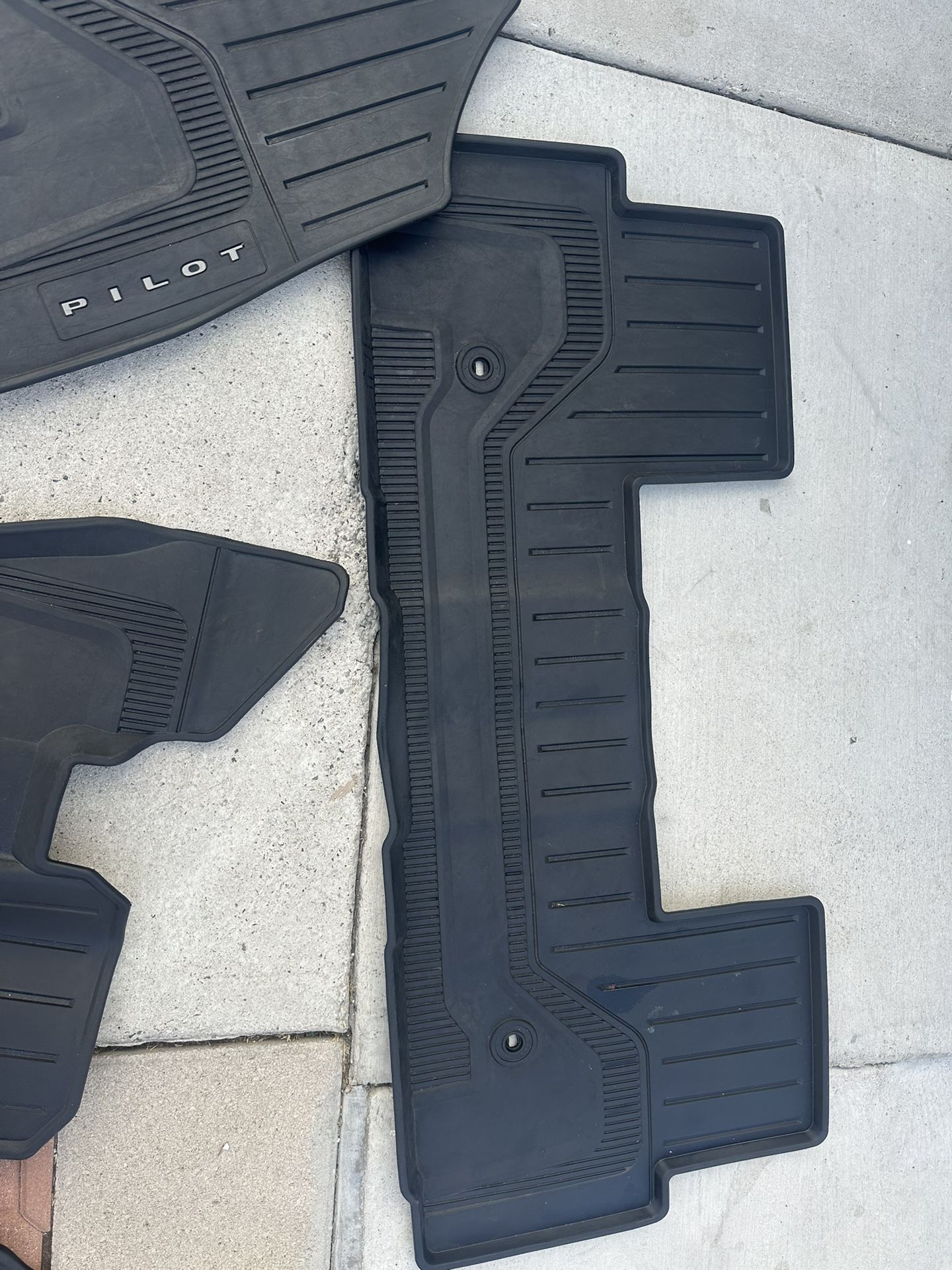 2023-2025 Honda Pilot All Weather Mats 