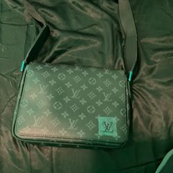 Louis Vuitton Man’s Purse 