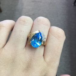 14K Yellow Gold Pear Blue Topaz With Diamonds 