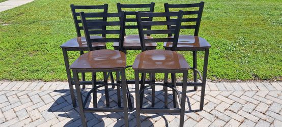 5 piece Comercial grade bar chair set
