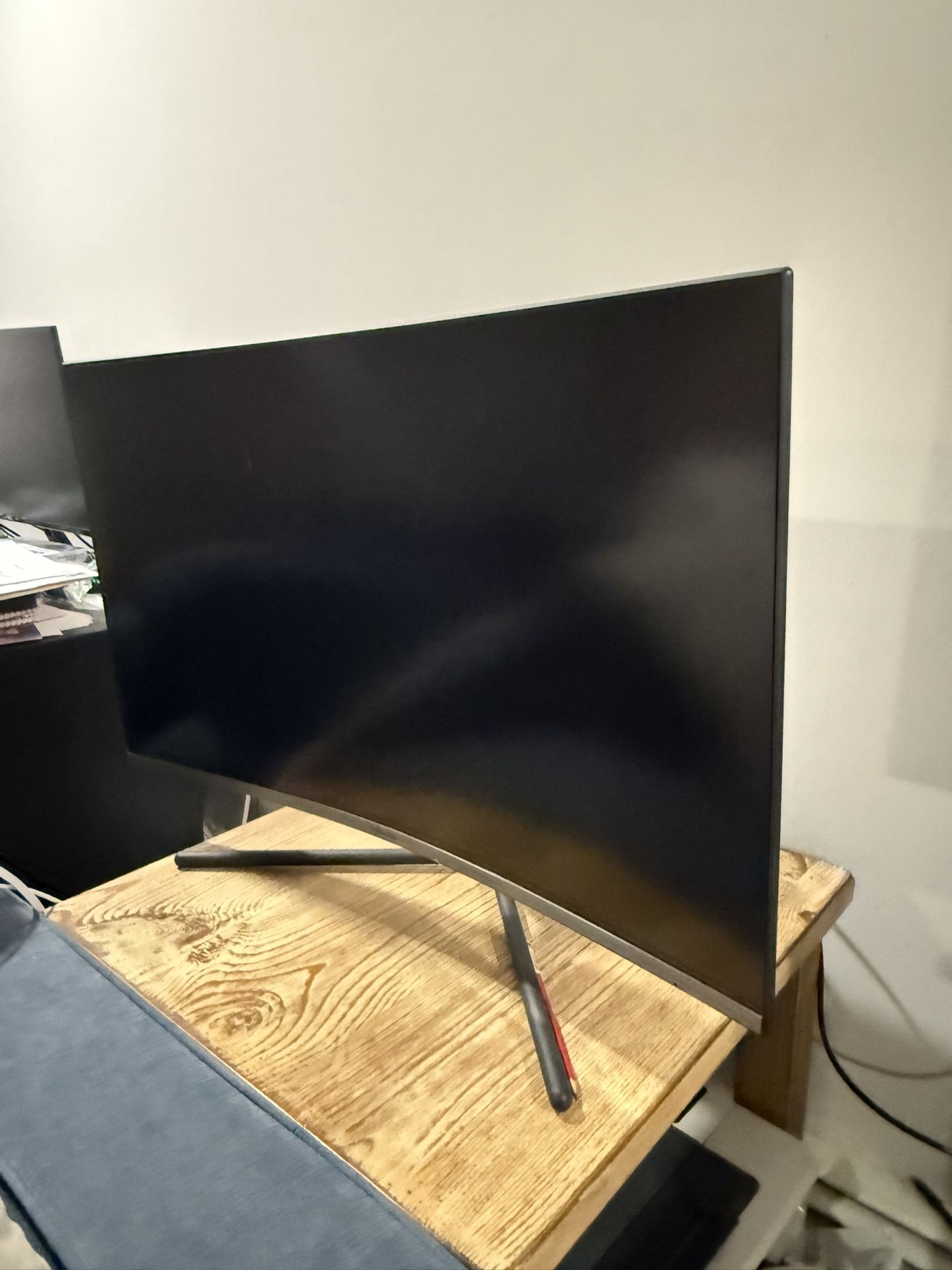 32” Samsung Viewfinity UR59C 4K Curve Monitor