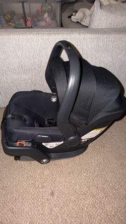 UPPAbaby Mesa Car seat with base
