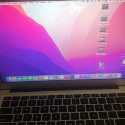 Apple MacBook Air +Charger 