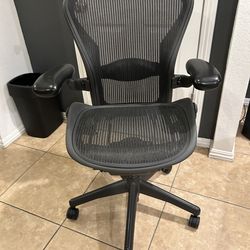 Herman miller Aeron chair