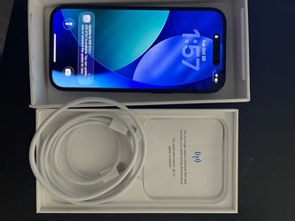 *** Unlocked iPhone 15 *** w/ 100% Battery Health, original box and charger (never used)
