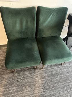 Accent Chairs 