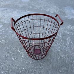 Small Metal Laundry Basket/ Perfect For Lingerie/ Socks 