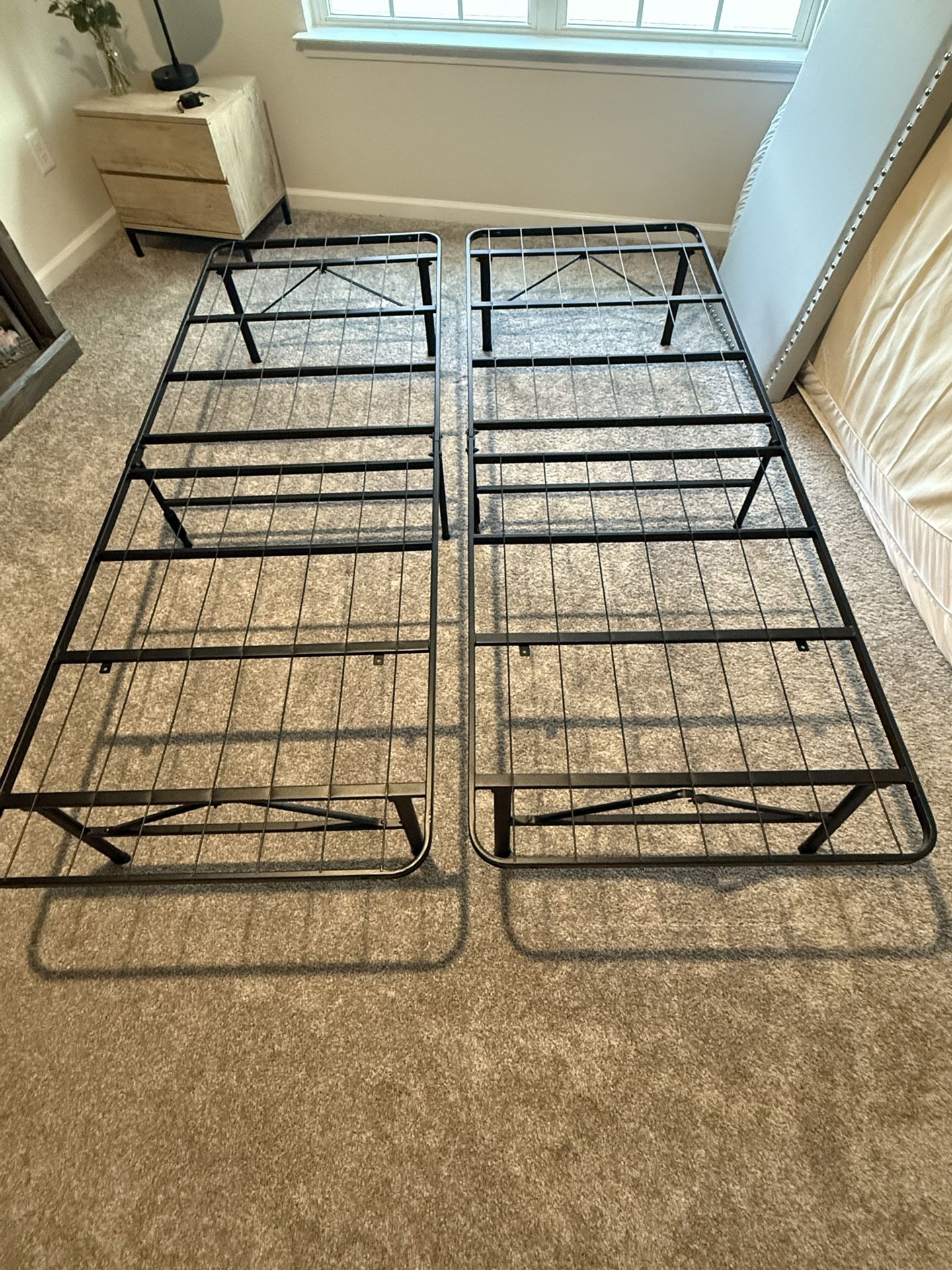Queen Size Bed Frame 2 Pieces