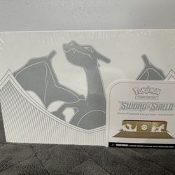 Charizard Ultra Premium Collection Box Sealed. UPC. Evolving Skies.