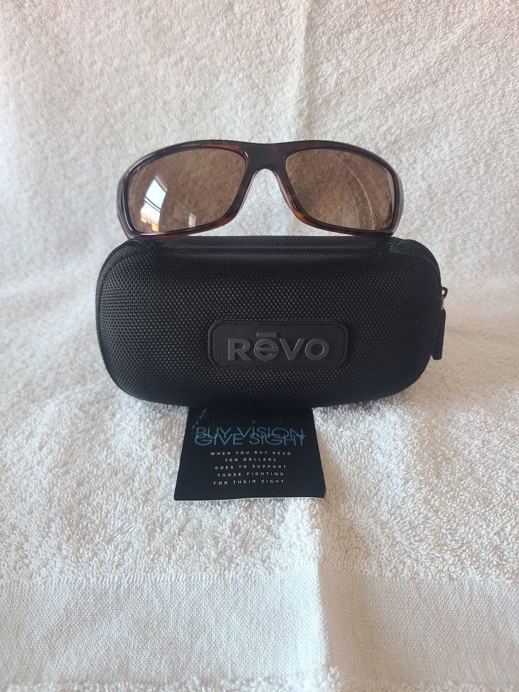 Revo Polarized Sunglassez