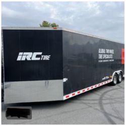 28 Ft Enclosed Trailer 