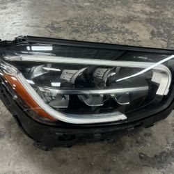 RT Headlight for Mercedes GLC300 20-22 OEM