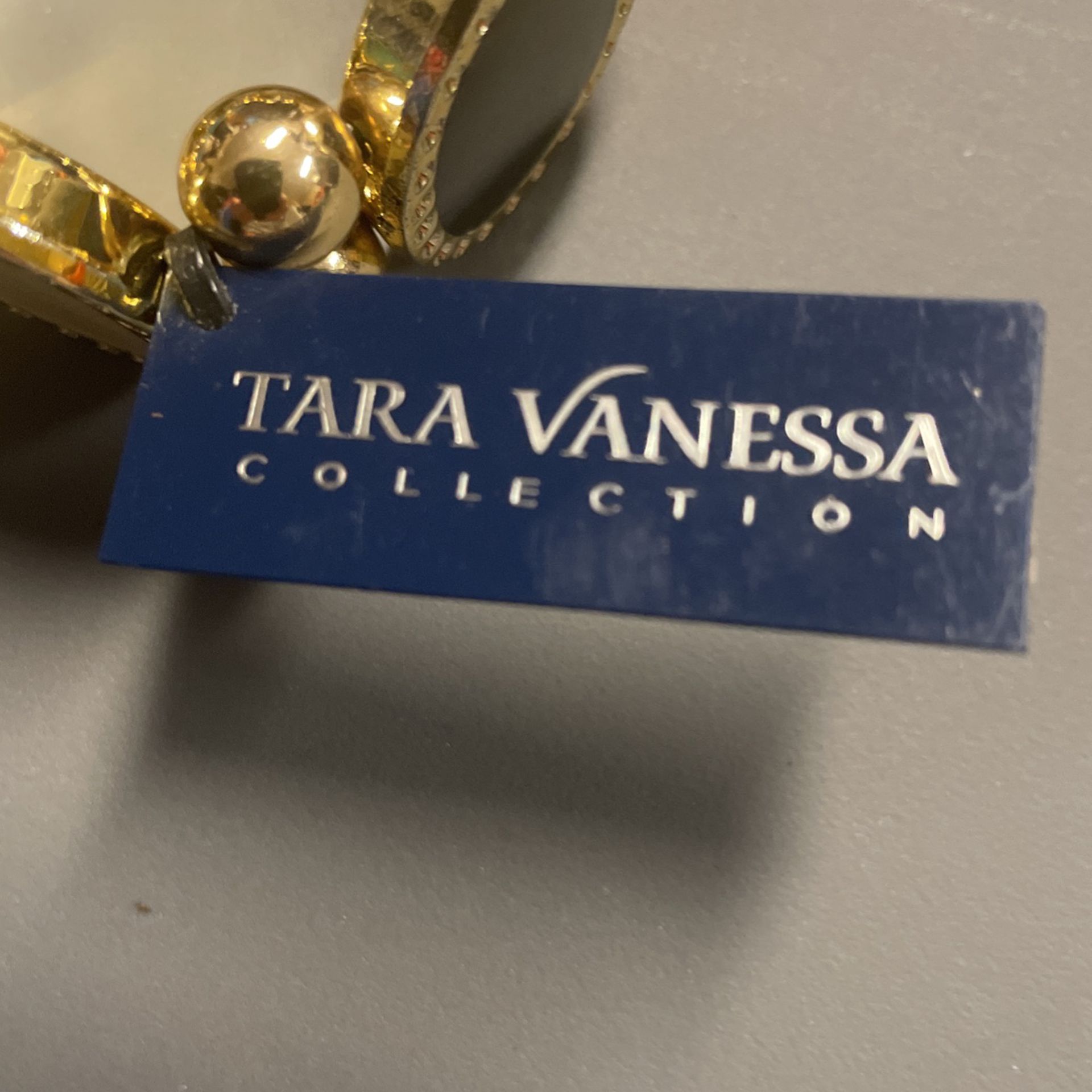 Tara Vanessa Collection