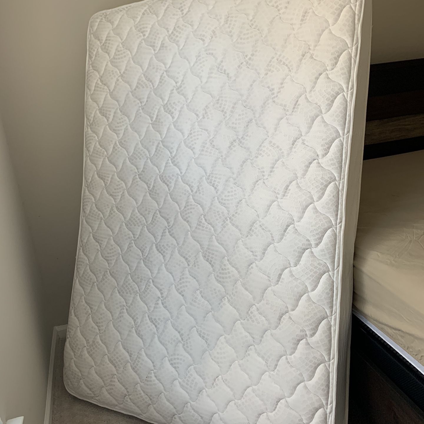 Full Mattress, Box and Frame