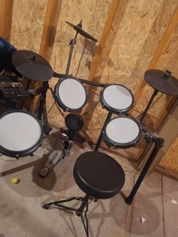 Black electric drumset