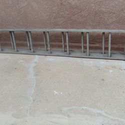 Escalera Aluminio Con 30 Pies De Largo Este De Los Ángeles