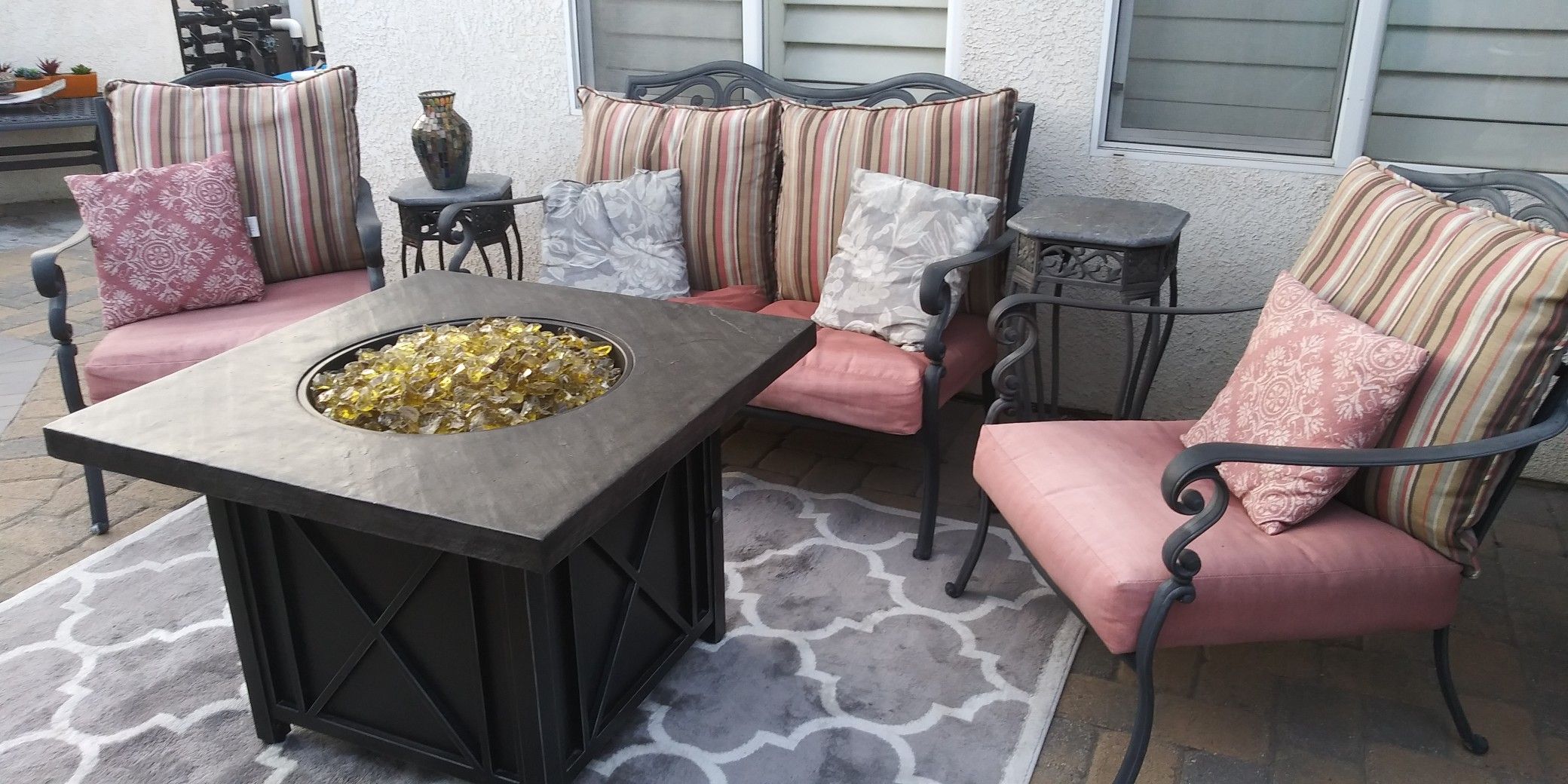 Outdoor furniture patio set. for Sale in Placentia, CA OfferUp
