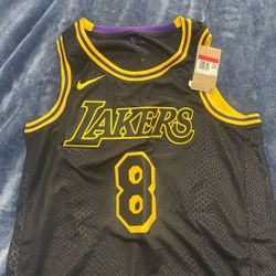 Nike Kobe Jersey Size Large 