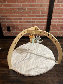 Wooden Baby Gym and Play Mat