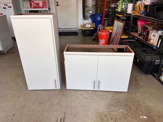 Free!! Cabinets, drawers and counter top.