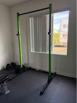 Cap Squat rack