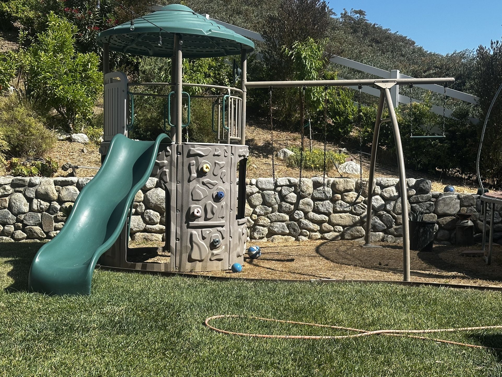 Lifetime Play structure W/ Swings Slide