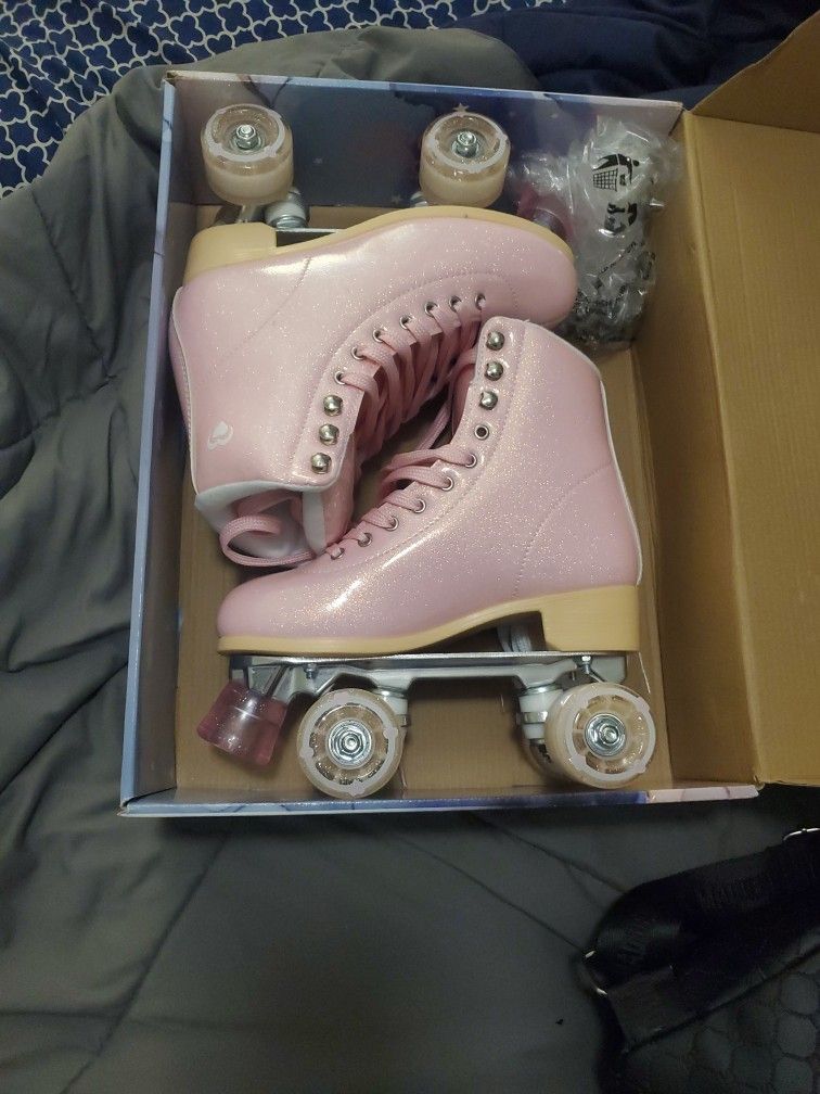 Womens Retro Roller Skates