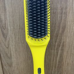 Dry Bar the brush crush