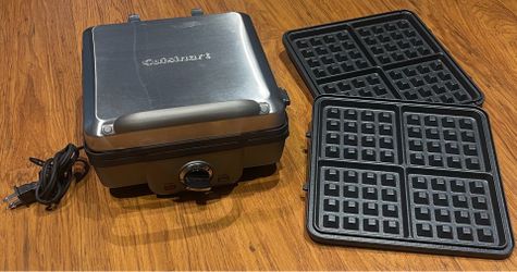 Cuisinart Waffle Maker with Removable Plates