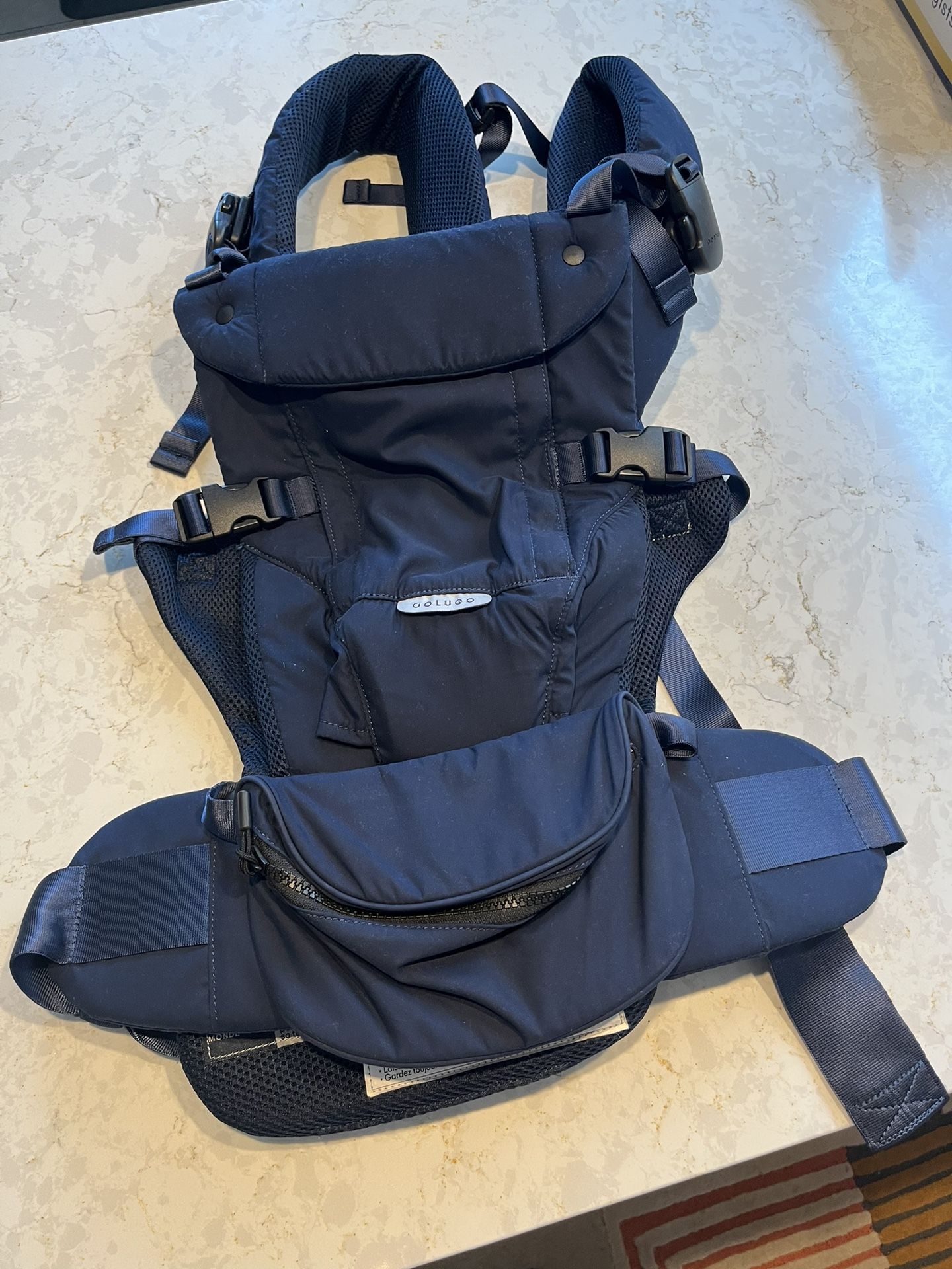 Colugo Baby Carrier - NAVY - New- $45