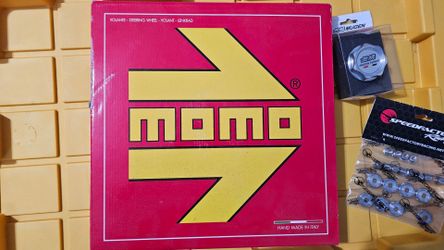 Momo monte carlo 350mm blue stitched