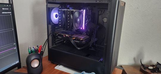 Custom Built Gaming PC with AMD Radeon GPU