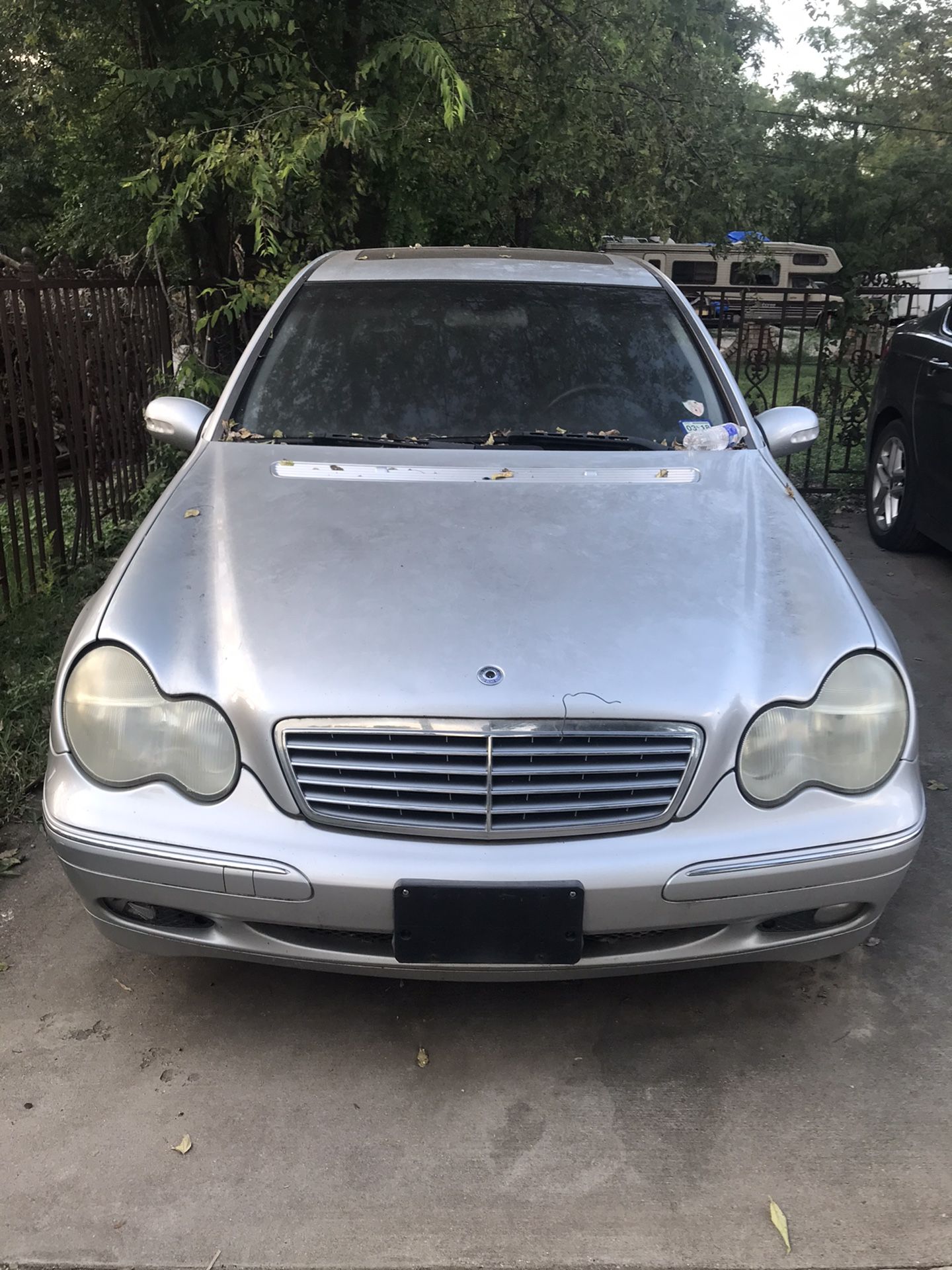 2004 Mercedes c40 ‼️PARTS‼️