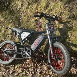 52 VOLT-42+mph Ridstar q20 1500 watt UNDERGLOW- Bike WORTH $3,145